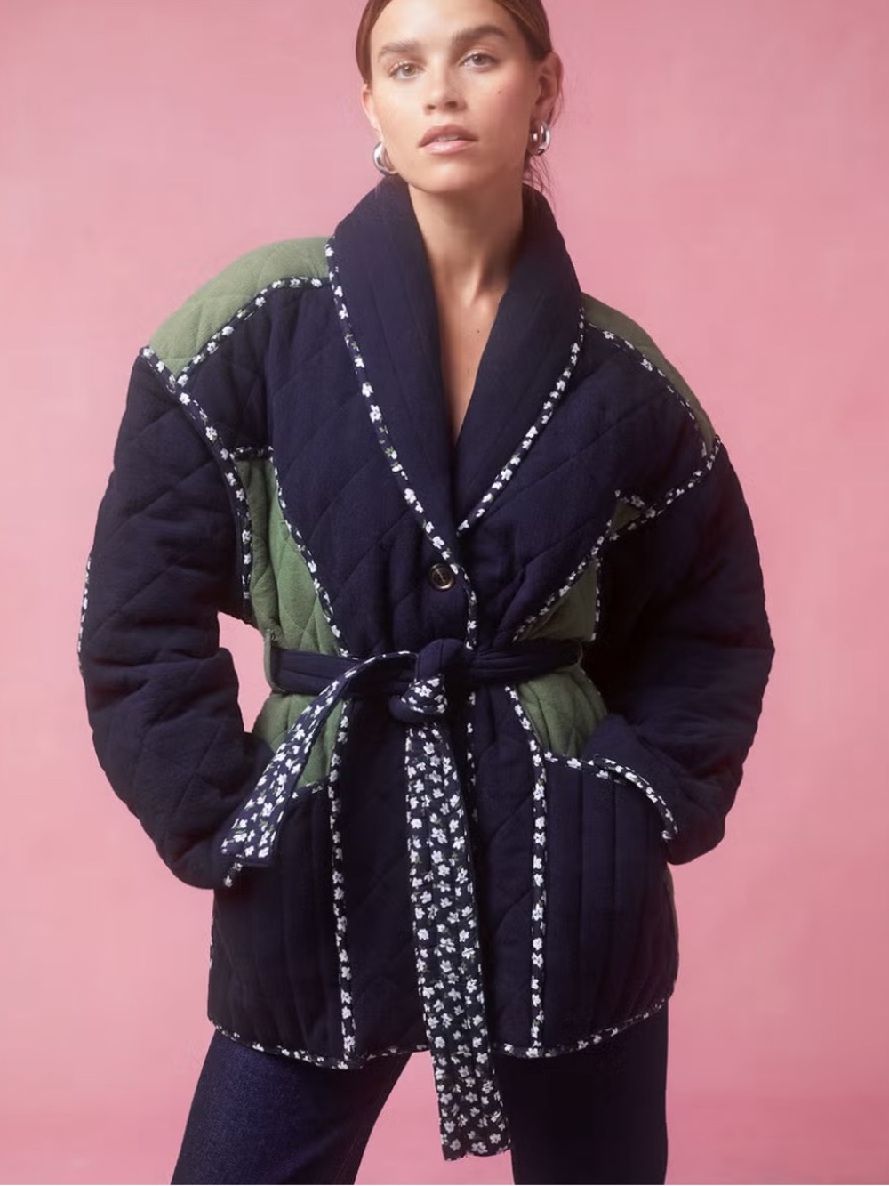 NWT WOMEN'S QUILTED GREEN AND BLUE BELTED JACKET Size S